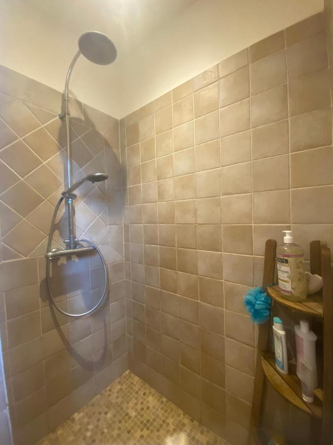 Bed and Breakfast Chambre D'Hotes Le Jardin Des Cigales Aubignan Exterior foto